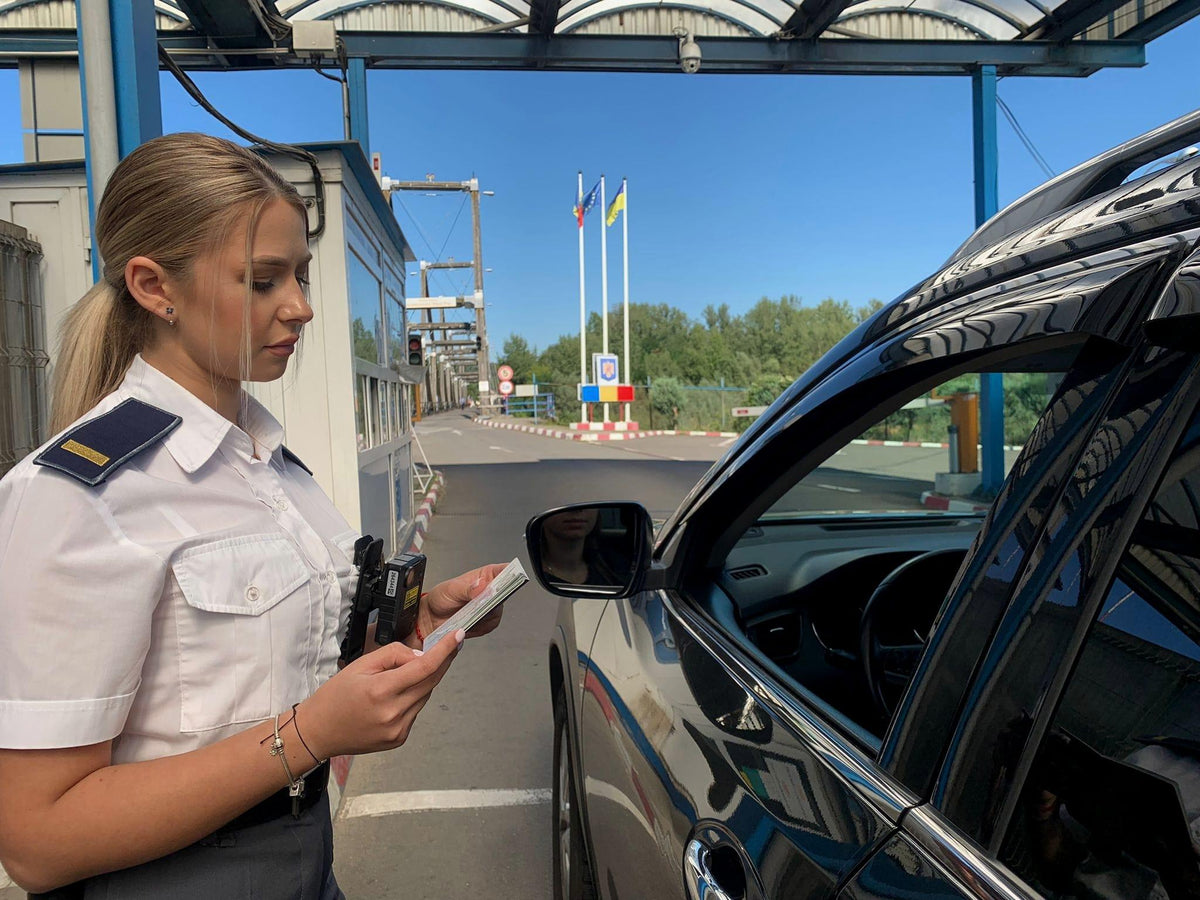 Top 5 Mistakes to Avoid When Importing a Car Across EU Borders